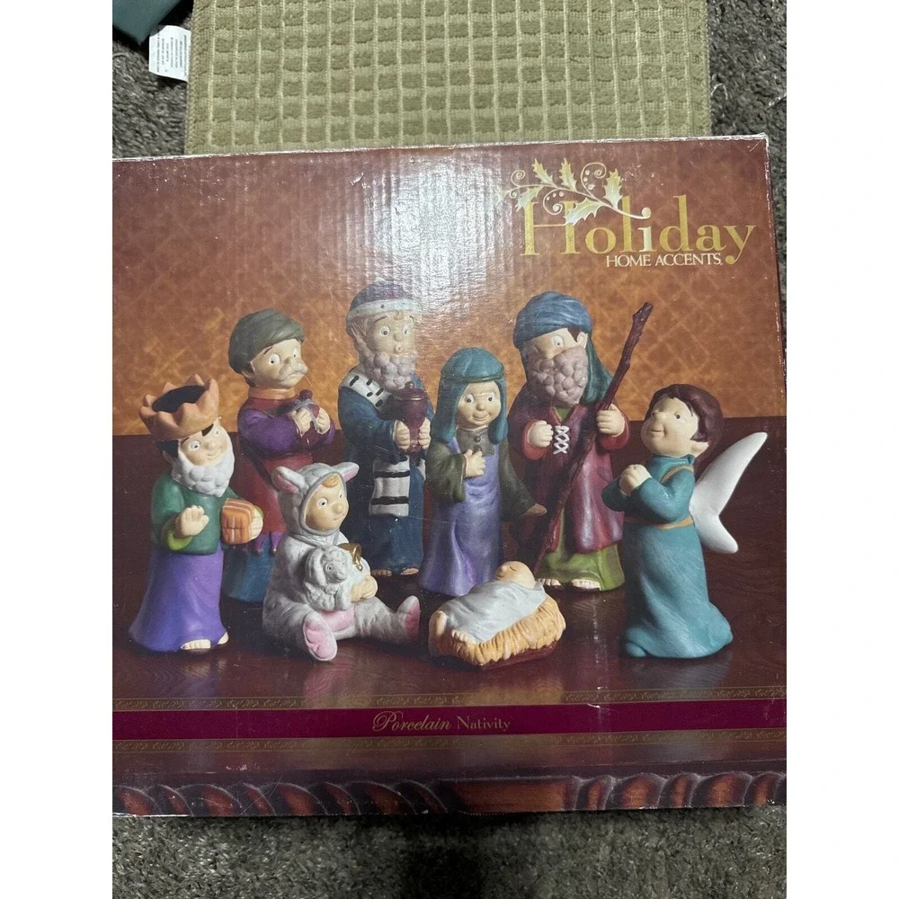 Vintage Christmas‎ Holiday Home Accents Porcelain Nativity Scene